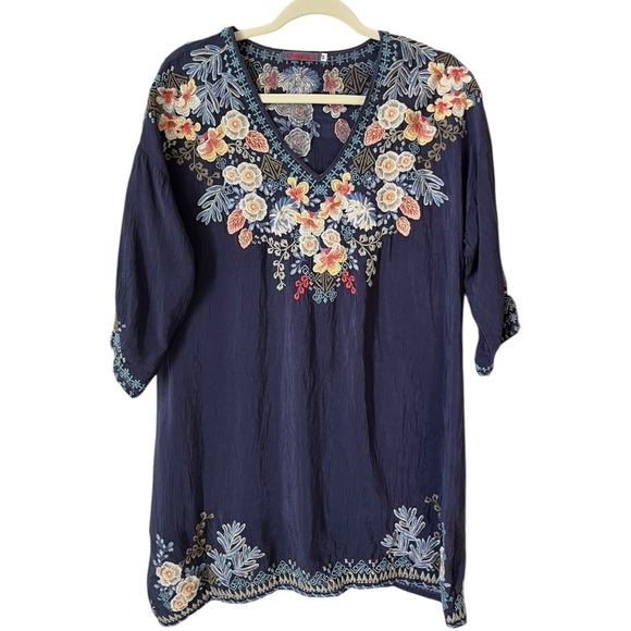 Johnny Was Flawed Gem Kalea Tunic Floral Navy Size Medium Top - Picture 2 of 10